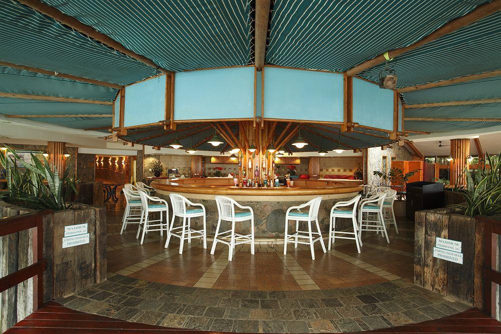 Wild Coast Sun Hotel Порт Едуард Екстериор снимка