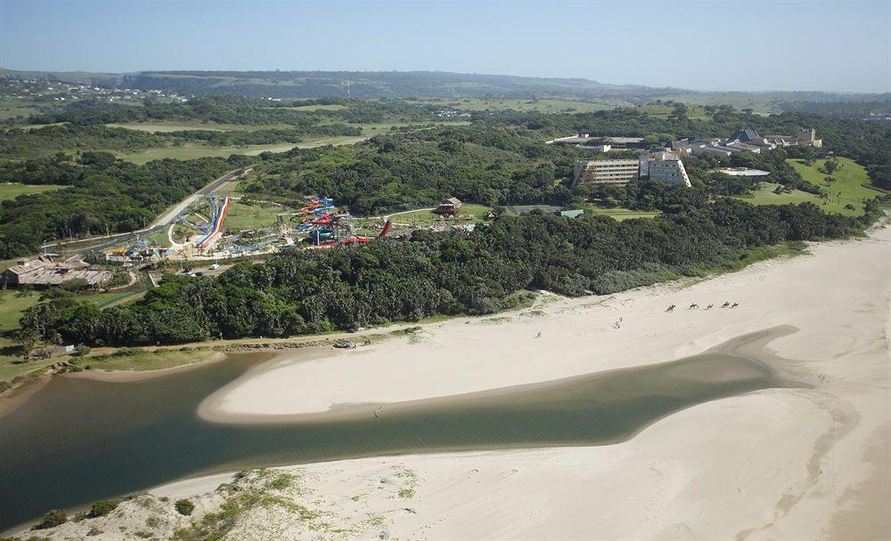 Wild Coast Sun Hotel Порт Едуард Екстериор снимка
