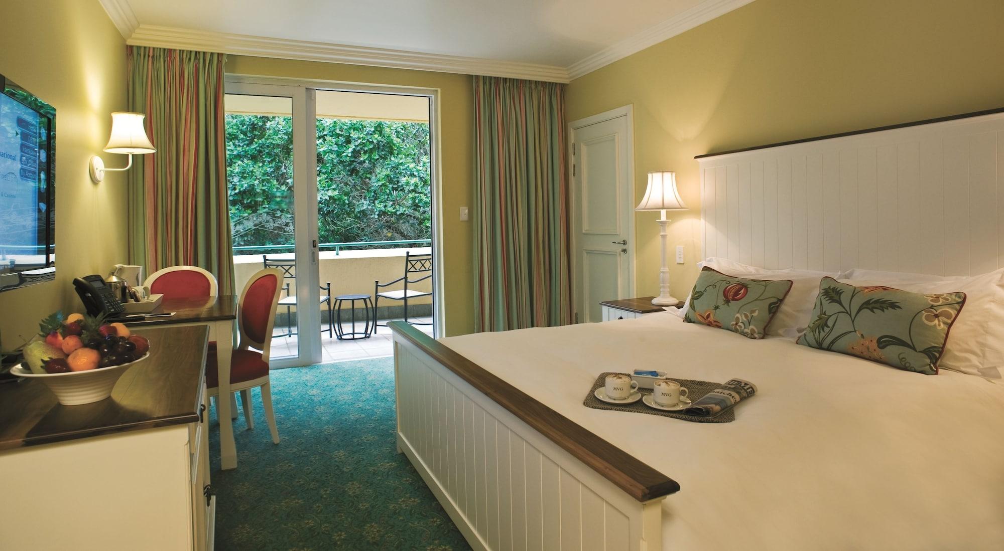 Wild Coast Sun Hotel Порт Едуард Екстериор снимка