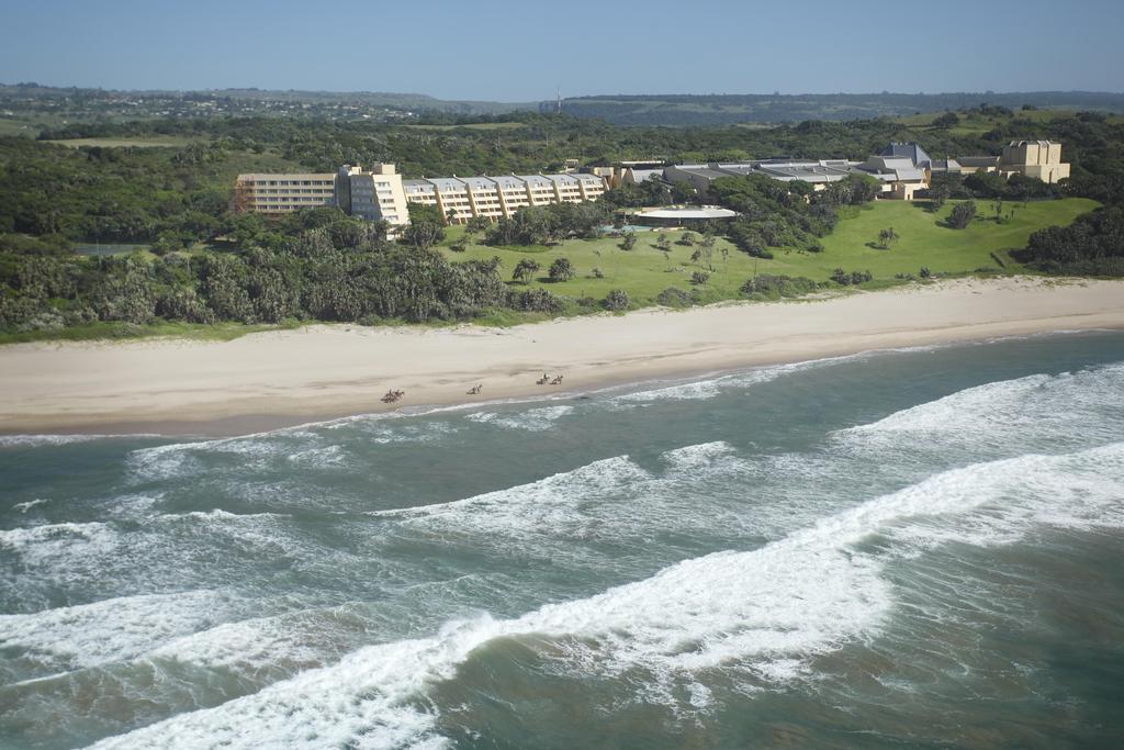 Wild Coast Sun Hotel Порт Едуард Екстериор снимка