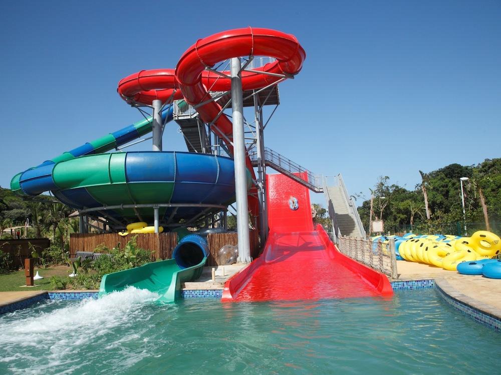 Wild Coast Sun Hotel Порт Едуард Екстериор снимка
