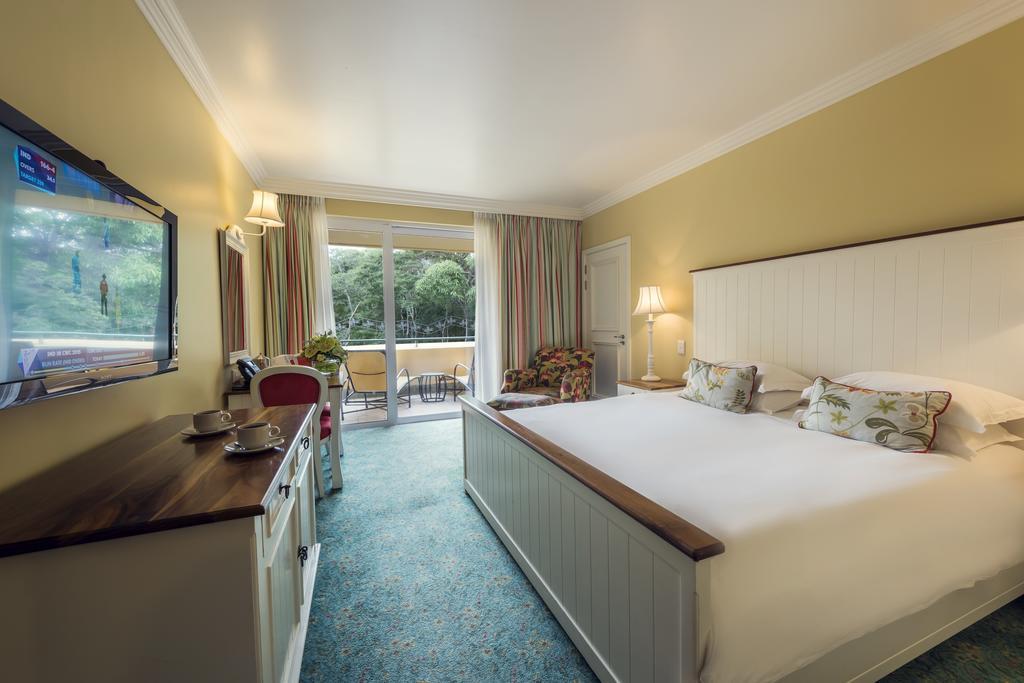 Wild Coast Sun Hotel Порт Едуард Екстериор снимка