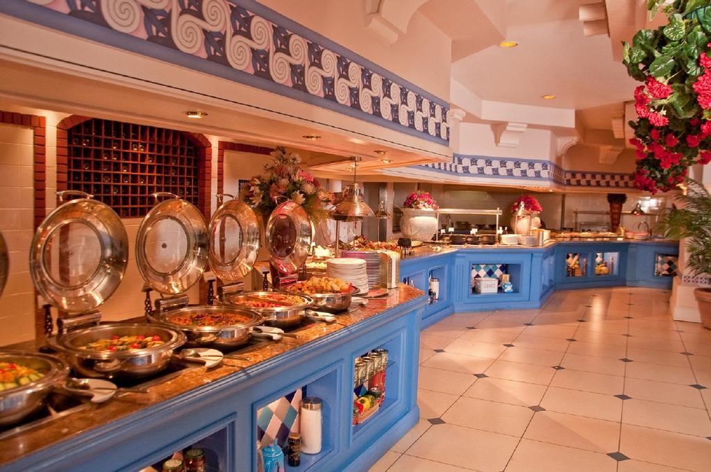 Wild Coast Sun Hotel Порт Едуард Екстериор снимка