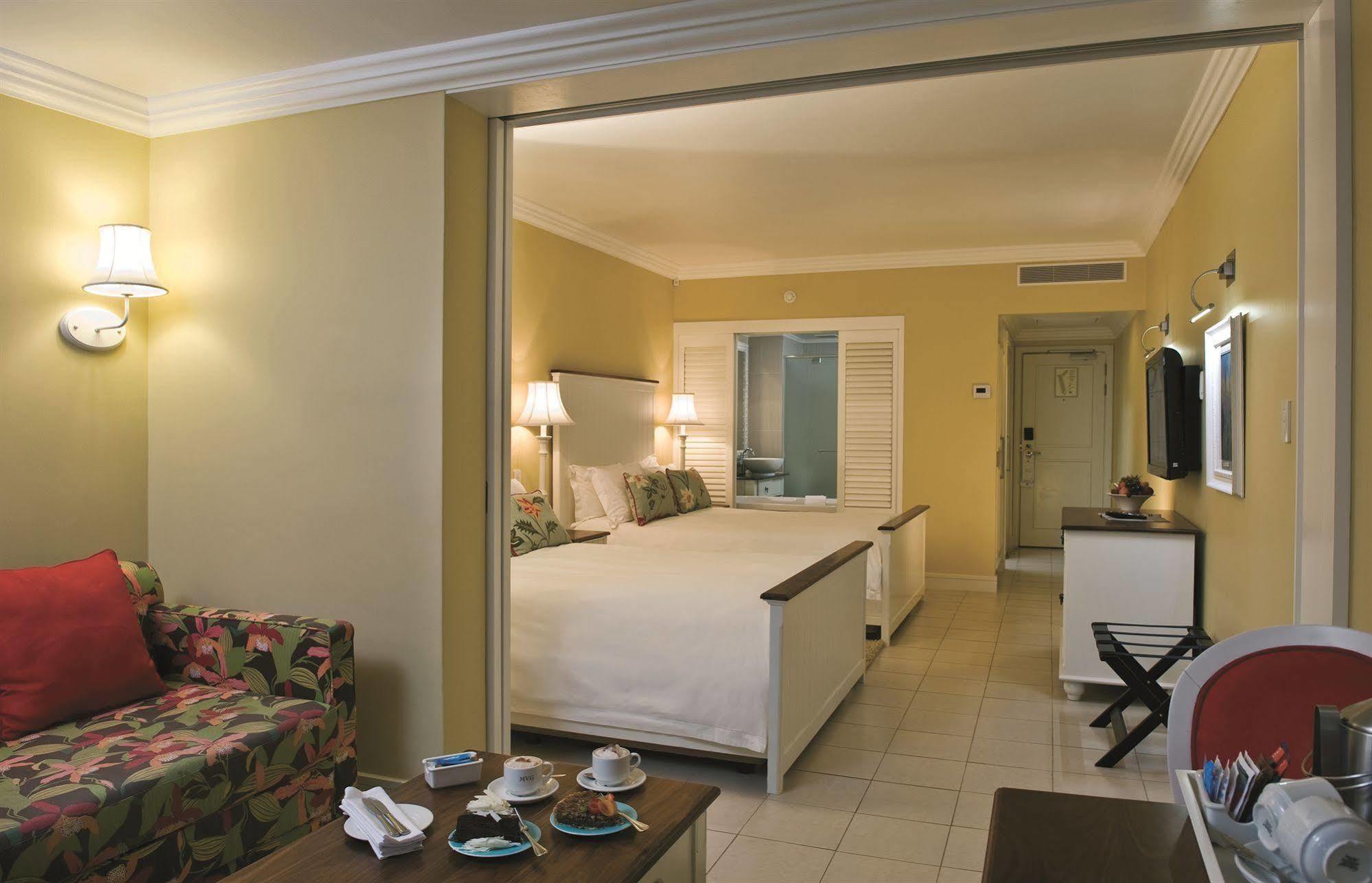Wild Coast Sun Hotel Порт Едуард Екстериор снимка
