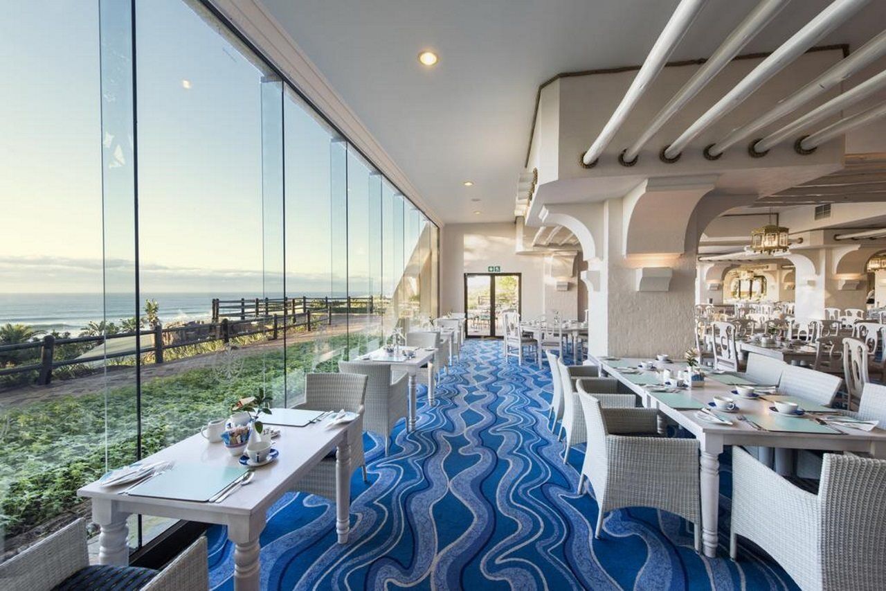 Wild Coast Sun Hotel Порт Едуард Екстериор снимка